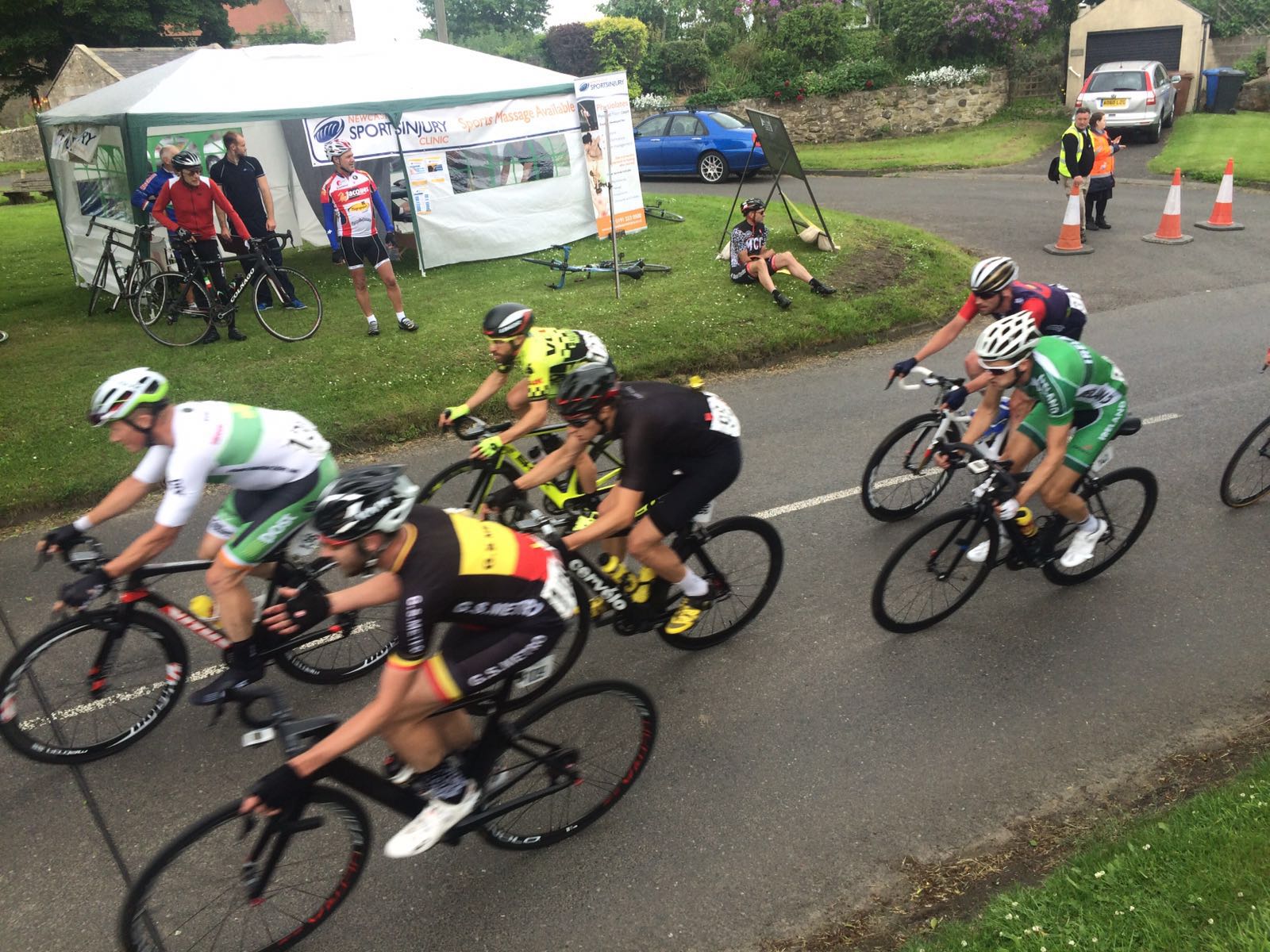 Newcastle Sports Injury Clinic supports riders at Cyclone Festival of Cycling